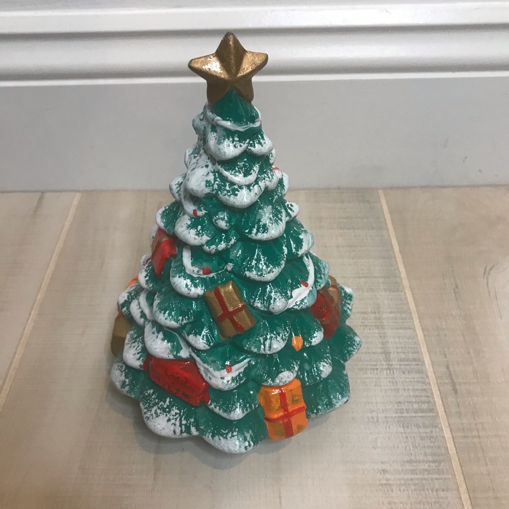 Vintage Music Box Ceramic Christmas Tree Decor - Picture 5 of 8
